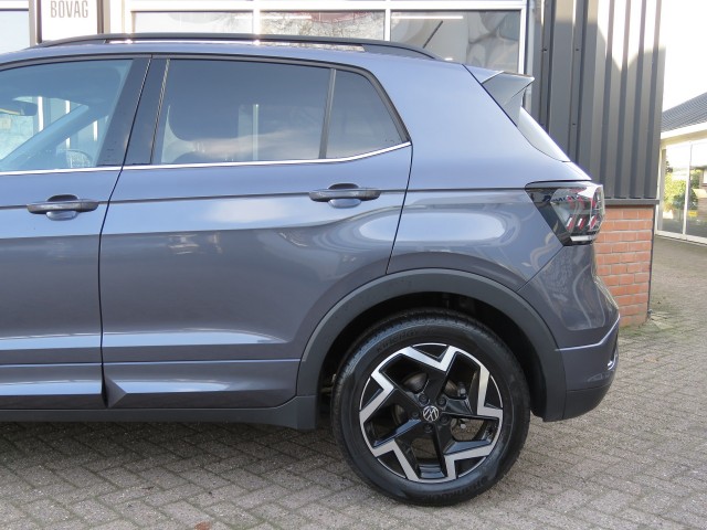 VOLKSWAGEN T-CROSS 1.5 TSI 150pk R-LINE DSG-aut. / Trekhaak / IQ Light / Camera / FABRIEKS garantie, Garage Groenouwe, Bathmen