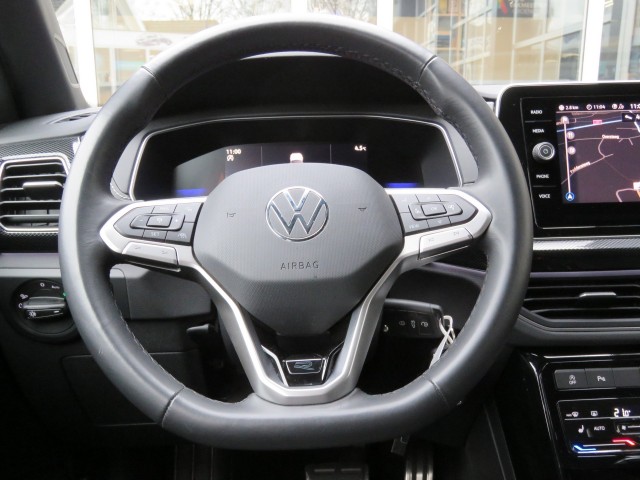 VOLKSWAGEN T-CROSS 1.5 TSI 150pk R-LINE DSG-aut. / Trekhaak / IQ Light / Camera / FABRIEKS garantie, Garage Groenouwe, Bathmen