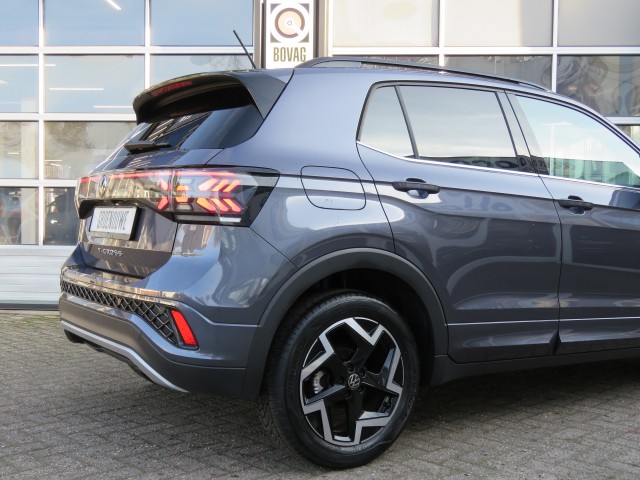 VOLKSWAGEN T-CROSS 1.5 TSI 150pk R-LINE DSG-aut. / Trekhaak / IQ Light / Camera / FABRIEKS garantie, Garage Groenouwe, Bathmen