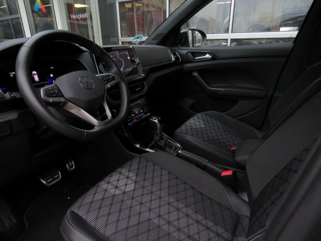 VOLKSWAGEN T-CROSS 1.5 TSI 150pk R-LINE DSG-aut. / Trekhaak / IQ Light / Camera / FABRIEKS garantie, Garage Groenouwe, Bathmen