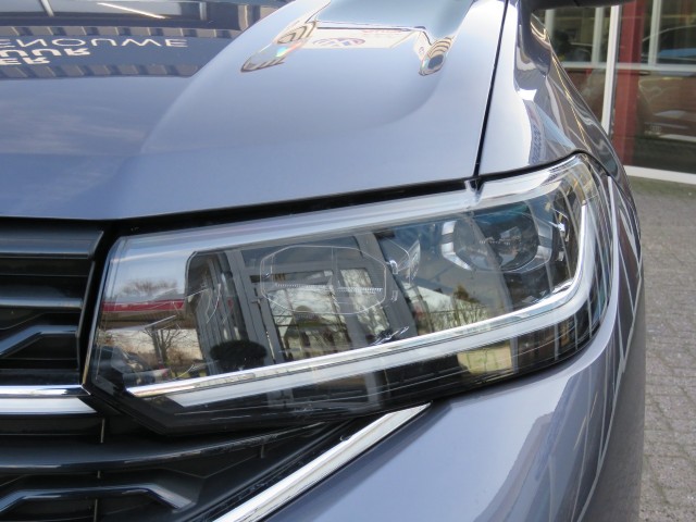 VOLKSWAGEN T-CROSS 1.5 TSI 150pk R-LINE DSG-aut. / Trekhaak / IQ Light / Camera / FABRIEKS garantie, Garage Groenouwe, Bathmen