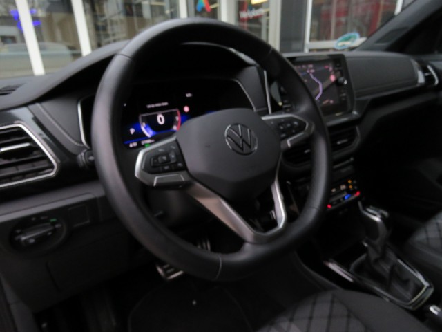 VOLKSWAGEN T-CROSS 1.5 TSI 150pk R-LINE DSG-aut. / Trekhaak / IQ Light / Camera / FABRIEKS garantie, Garage Groenouwe, Bathmen