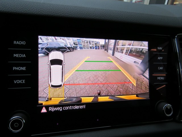 SKODA KODIAQ 1.5 TSI 150pk DSG-aut. BUSINESS ED. / Trekhaak / Canton / Elec.klep / BOVAG garantie , Garage Groenouwe, Bathmen