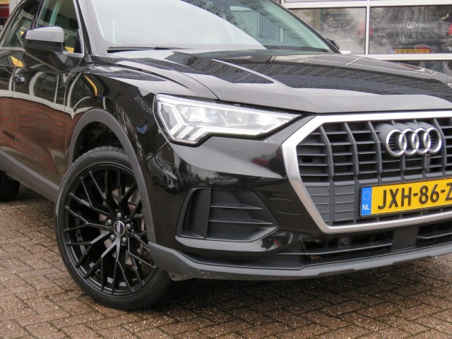 AUDI Q3 45 TFSIe 245pk EDITION / 20 Inch / Camera / Matrix Led / Elec.achterklep BOVAG garantie, Garage Groenouwe, Bathmen