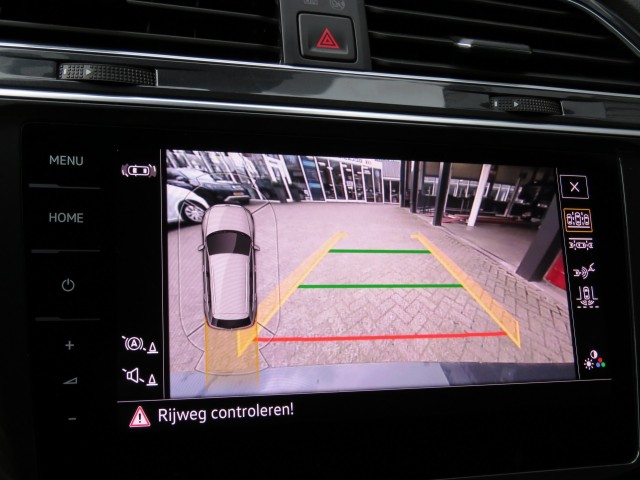 VOLKSWAGEN TIGUAN 1.4 TSI 245pk eHybrid / Trekhaak wegklap. / Head up / Camera Etc / BOVAG garantie, Garage Groenouwe, Bathmen