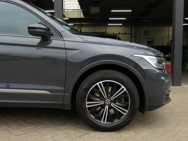 VOLKSWAGEN TIGUAN 1.4 TSI 245pk eHybrid / Trekhaak wegklap. / Head up / Camera Etc / BOVAG garantie, Garage Groenouwe, Bathmen