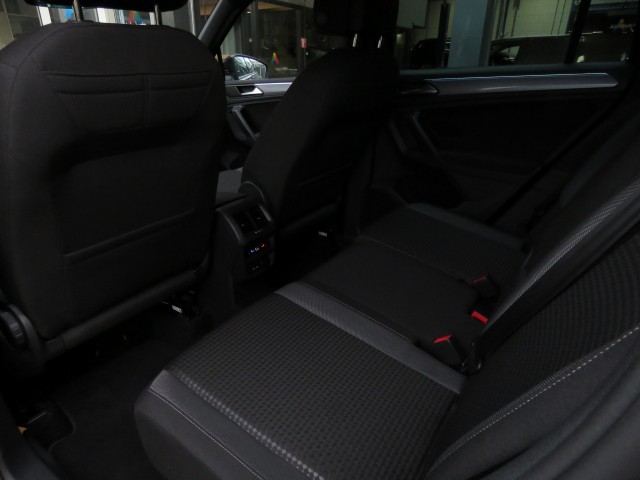 VOLKSWAGEN TIGUAN 1.4 TSI 245pk eHybrid / Trekhaak wegklap. / Head up / Camera Etc / BOVAG garantie, Garage Groenouwe, Bathmen