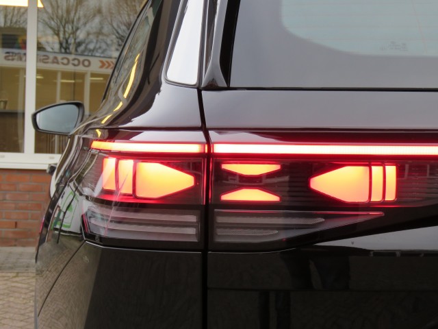 VOLKSWAGEN TAYRON 1.5 eHybrid 204pk / 20 Inch / Trekhaak / IQ Light / Stoel + stuur verw. / Camera / FABRIEKS garantie, Garage G