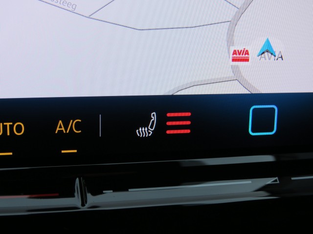 VOLKSWAGEN TAYRON 1.5 eHybrid 204pk / 20 Inch / Trekhaak / IQ Light / Stoel + stuur verw. / Camera / FABRIEKS garantie, Garage G