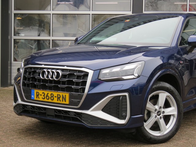 AUDI Q2 35 TFSI 150pk S EDITION S-Tronic / Led / Trekhaak / Navi / BOVAG garantie, Garage Groenouwe, Bathmen