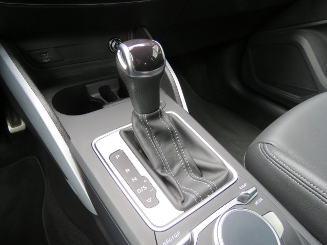 AUDI Q2 35 TFSI 150pk S EDITION S-Tronic / Led / Trekhaak / Navi / BOVAG garantie, Garage Groenouwe, Bathmen