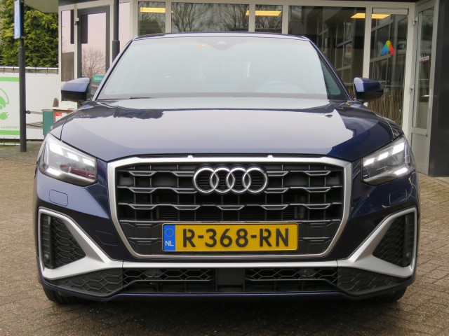 AUDI Q2 35 TFSI 150pk S EDITION S-Tronic / Led / Trekhaak / Navi / BOVAG garantie, Garage Groenouwe, Bathmen