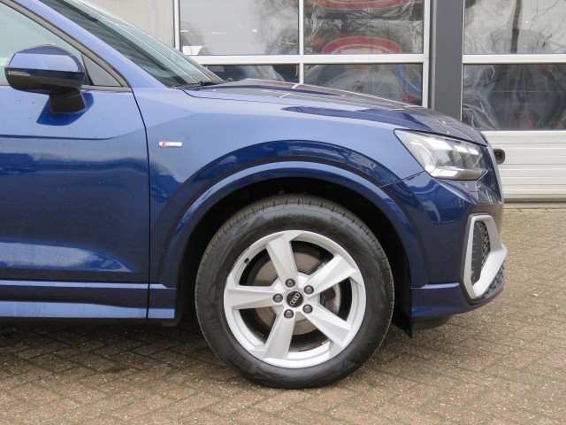 AUDI Q2 35 TFSI 150pk S EDITION S-Tronic / Led / Trekhaak / Navi / BOVAG garantie, Garage Groenouwe, Bathmen