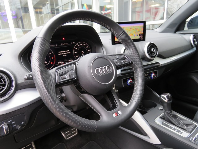 AUDI Q2 35 TFSI 150pk S EDITION S-Tronic / Led / Trekhaak / Navi / BOVAG garantie, Garage Groenouwe, Bathmen