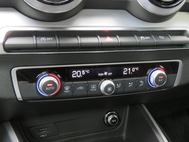 AUDI Q2 35 TFSI 150pk S EDITION S-Tronic / Led / Trekhaak / Navi / BOVAG garantie, Garage Groenouwe, Bathmen