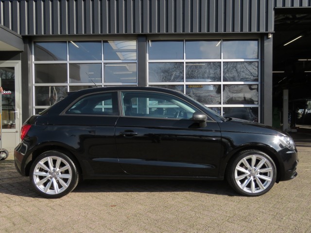 AUDI A1 1.2 TFSI AMB. PL. B., Garage Groenouwe, Bathmen