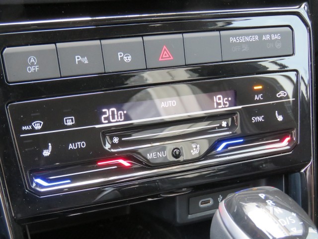 VOLKSWAGEN T-CROSS 1.0 TSI DSG-aut.GOAL EDITION / Trekhaak / Stoelverw. / BOVAG garantie, Garage Groenouwe, Bathmen