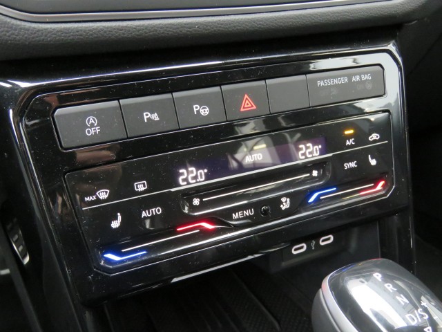 VOLKSWAGEN T-CROSS 1.0 TSI DSG-aut.GOAL EDITION / Trekhaak / Stoelverw. / BOVAG garantie, Garage Groenouwe, Bathmen