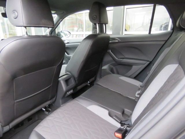 VOLKSWAGEN T-CROSS 1.0 TSI DSG-aut.GOAL EDITION / Trekhaak / Stoelverw. / BOVAG garantie, Garage Groenouwe, Bathmen