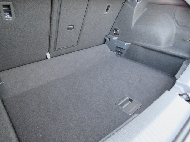 VOLKSWAGEN T-ROC 1.5 TSI 150pk DSG-aut. GOALEDITION / Trekhaak / Camera / IQ Light / Stoelverw. / FABRIEKS garantie, Garage Groe