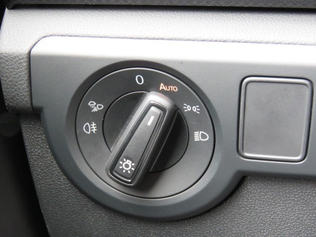 VOLKSWAGEN T-CROSS 1.5 TSI 150pk R-LINE DSG-aut. / Trekhaak / IQ Light / Camera / FABRIEKS garantie, Garage Groenouwe, Bathmen