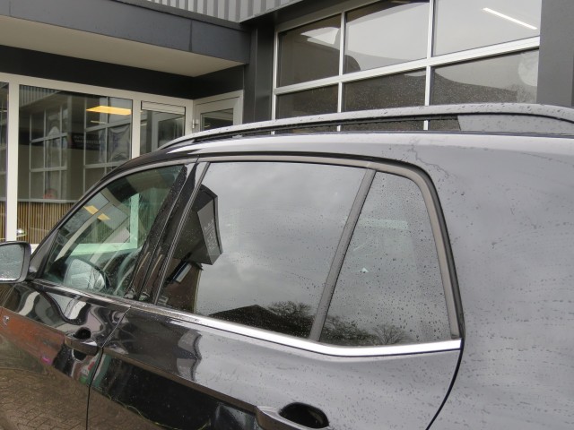 VOLKSWAGEN T-CROSS 1.5 TSI 150pk R-LINE DSG-aut. / Trekhaak / IQ Light / Camera / FABRIEKS garantie, Garage Groenouwe, Bathmen