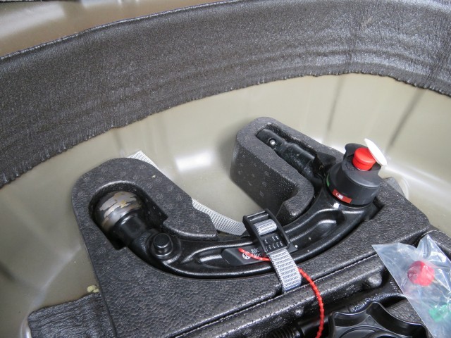 VOLKSWAGEN T-CROSS 1.5 TSI 150pk R-LINE DSG-aut. / Trekhaak / IQ Light / Camera / FABRIEKS garantie, Garage Groenouwe, Bathmen