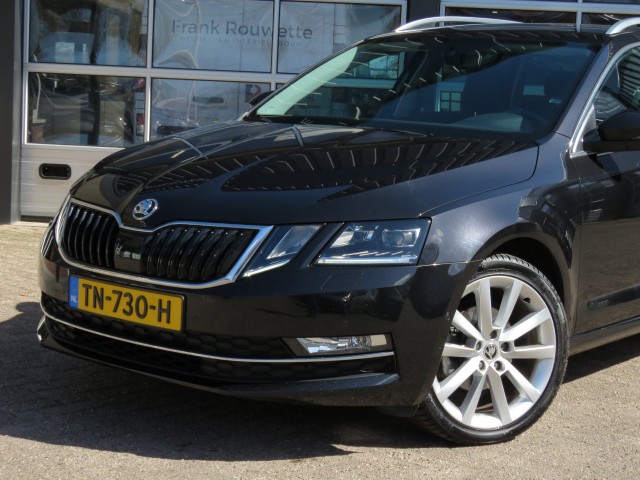 SKODA OCTAVIA 1.0 TSI 115pk DSG-aut. Style / Led / 18 Inch / Navi / Stoelverw. / BOVAG garantie, Garage Groenouwe, Bathmen