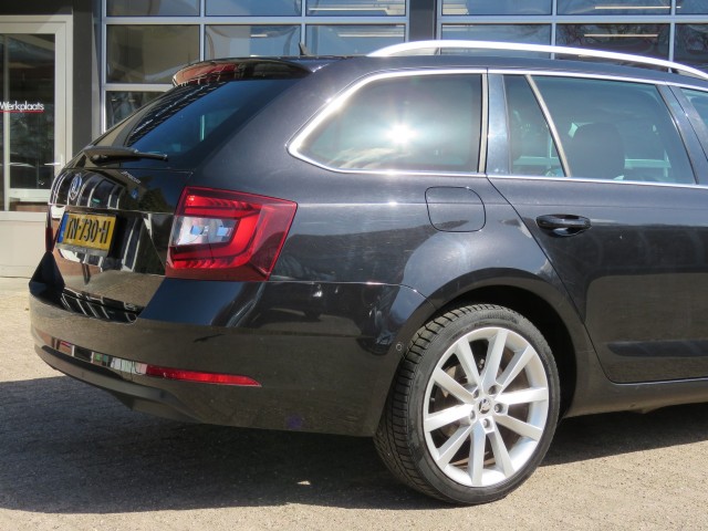 SKODA OCTAVIA 1.0 TSI 115pk DSG-aut. Style / Led / 18 Inch / Navi / Stoelverw. / BOVAG garantie, Garage Groenouwe, Bathmen