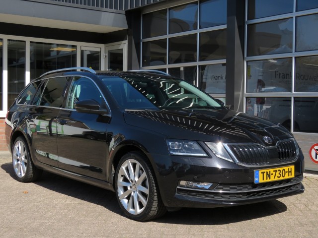 SKODA OCTAVIA 1.0 TSI 115pk DSG-aut. Style / Led / 18 Inch / Navi / Stoelverw. / BOVAG garantie, Garage Groenouwe, Bathmen
