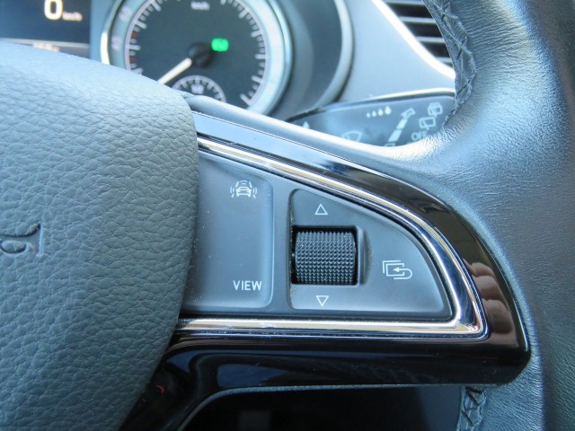 SKODA OCTAVIA 1.0 TSI 115pk DSG-aut. Style / Led / 18 Inch / Navi / Stoelverw. / BOVAG garantie, Garage Groenouwe, Bathmen