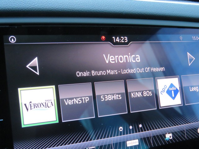 SKODA OCTAVIA 1.0 TSI 115pk DSG-aut. Style / Led / 18 Inch / Navi / Stoelverw. / BOVAG garantie, Garage Groenouwe, Bathmen