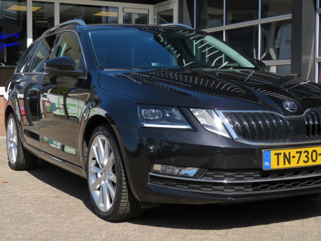SKODA OCTAVIA 1.0 TSI 115pk DSG-aut. Style / Led / 18 Inch / Navi / Stoelverw. / BOVAG garantie, Garage Groenouwe, Bathmen