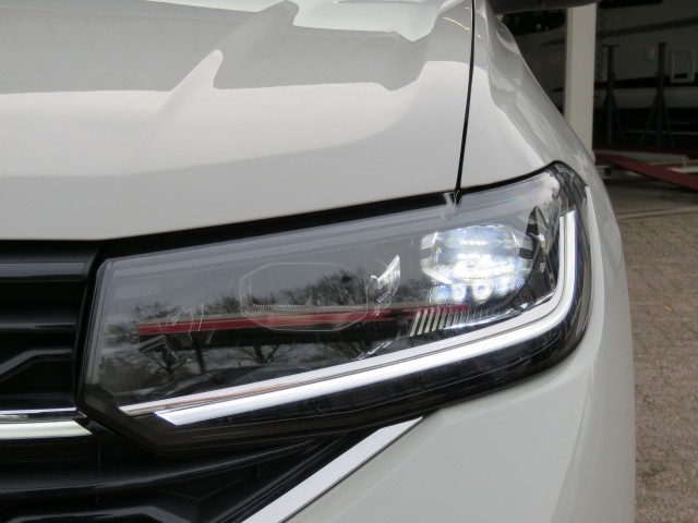 VOLKSWAGEN T-CROSS 1.5 TSI 150pk R-LINE DSG-aut. / Trekhaak / IQ Light / Camera / FABRIEKS garantie, Garage Groenouwe, Bathmen