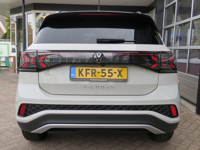 VOLKSWAGEN T-CROSS 1.5 TSI 150pk R-LINE DSG-aut. / Trekhaak / IQ Light / Camera / FABRIEKS garantie, Garage Groenouwe, Bathmen