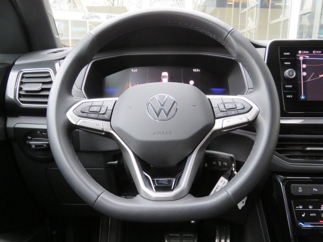 VOLKSWAGEN T-CROSS 1.5 TSI 150pk R-LINE DSG-aut. / Trekhaak / IQ Light / Camera / FABRIEKS garantie, Garage Groenouwe, Bathmen
