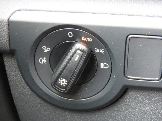 VOLKSWAGEN T-CROSS 1.5 TSI 150pk R-LINE DSG-aut. / Trekhaak / IQ Light / Camera / FABRIEKS garantie, Garage Groenouwe, Bathmen