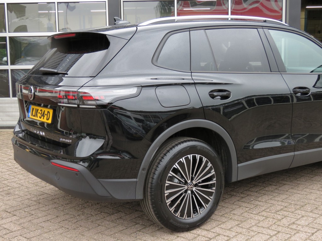 VOLKSWAGEN, TIGUAN