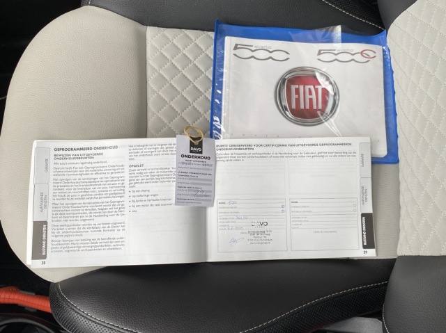 FIAT 500 1.0 Hybr. Star PANO AIRCO CRUISE CARPLAY PDC LMV, Autobedrijf de Snipperling Deventer, Deventer