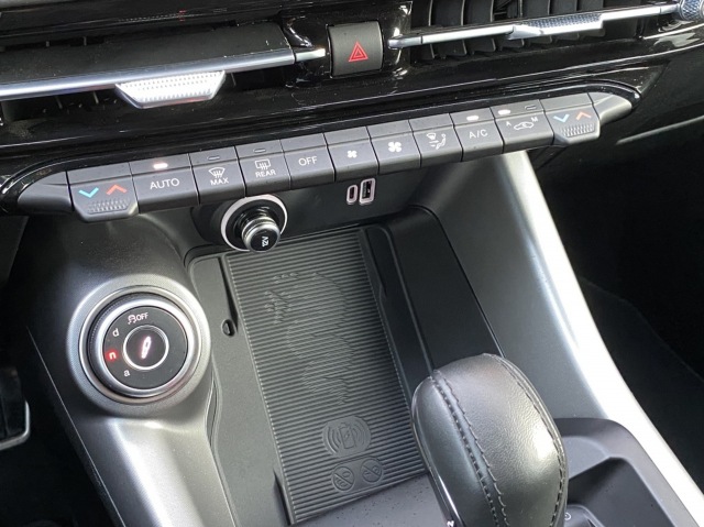 ALFA ROMEO TONALE 1.3T PHEV Veloce NAVI ADAPT-CRUISE STOELVW+VENTI CAMERA, Autobedrijf de Snipperling Deventer, Deventer