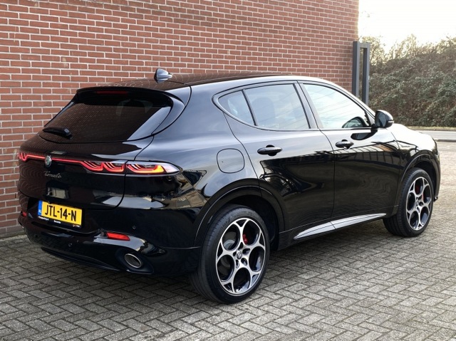 ALFA ROMEO TONALE 1.3T PHEV Veloce NAVI ADAPT-CRUISE STOELVW+VENTI CAMERA, Autobedrijf de Snipperling Deventer, Deventer