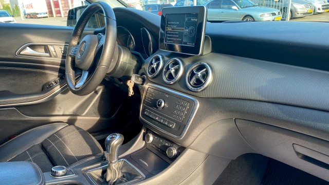 MERCEDES-BENZ CLA-KLASSE CLA-Airco*Cruise-Controle*clima-controle*carplay* Autoservice Dave Dikken, 6471 WV Eygelshoven