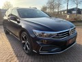 VOLKSWAGEN PASSAT 1.4 TSI GTE, Pano, Trekhaak, 360° Camera, Leder , VAG Autocenter B.V., Uden