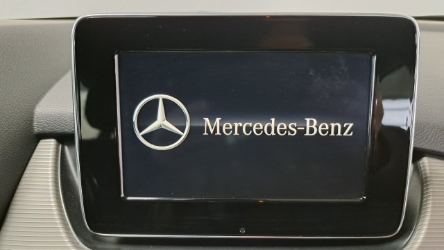 MERCEDES-BENZ B-KLASSE Mercedes-Benz B 180 Ambition Automaat Autobedrijf Snel, 1394 AC Nederhorst den Berg