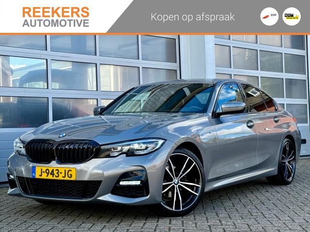 BMW 3-SERIE Verwacht 318I Executive M-sport Navi Camera Pdc, Reekers Automotive, Hengelo