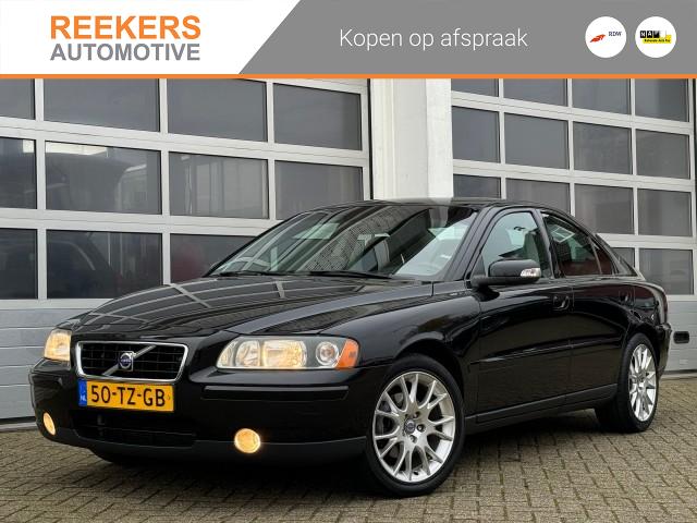 VOLVO S60 2.4 KINETIC AUT. Zw. Leer Navi Trekhaak Org NL NW APK, Reekers Automotive, Hengelo