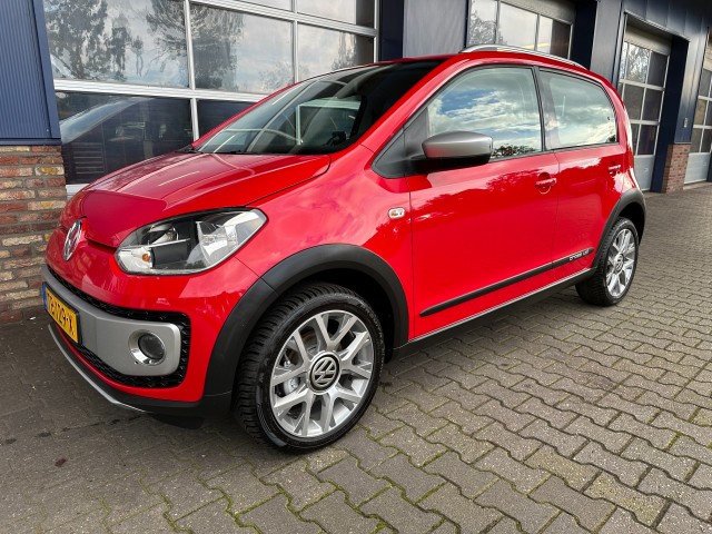 Volkswagen Up - 1.0 CROSS UP! BLUEM. NAVI.