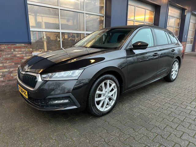 Skoda Octavia - 1.0 e TSI IV BNSED. AUTOMAAT.  ALL.IN.