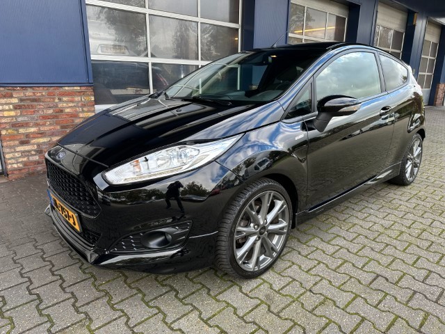 Ford Fiesta - 1.0 ECOB. ST LINE 1E Eigenaar Trekhaak 125 PK ALL IN prijs!