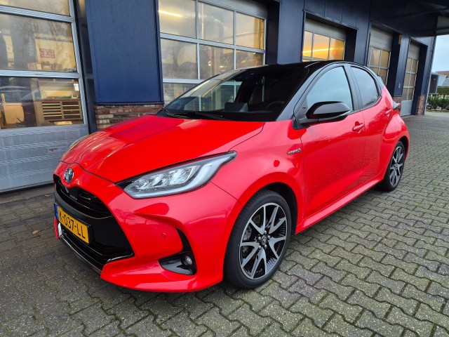 Toyota Yaris - 1.5 HYB. LAUNCH EDITION, APPLE CARPLAY/ANDROID AUTO, CAMERA, ALL IN PRIJS.